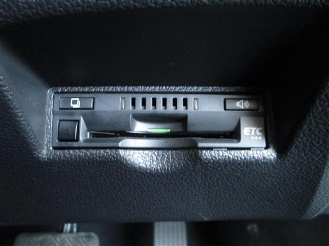Toyota PRIUS 2022 6974465-10