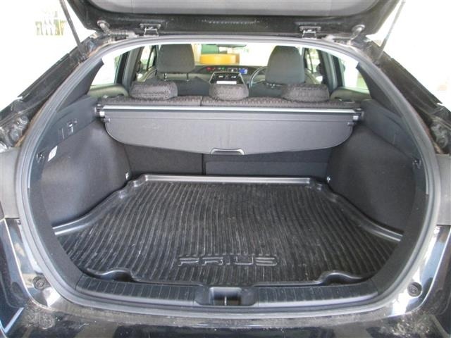 Toyota PRIUS 2022 6974465-17