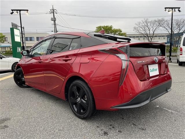 Toyota PRIUS 2016 6974497-13