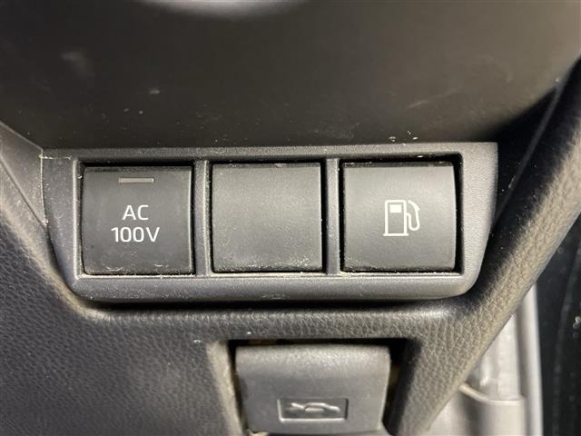 Toyota PRIUS 2023 6974507-2