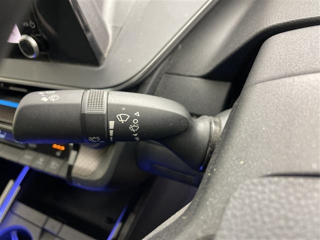 Toyota PRIUS 2023 6974507-7