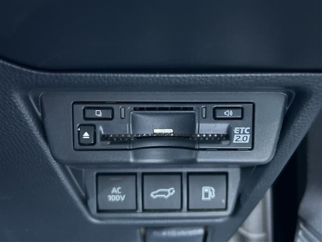 Toyota PRIUS 2023 6974520-19