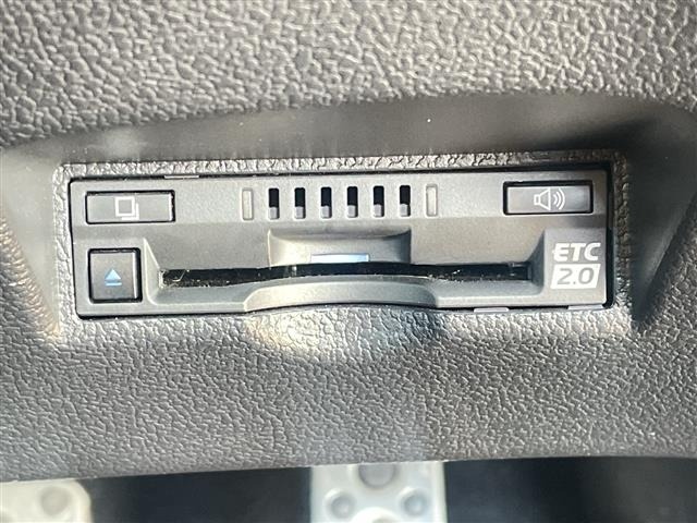 Toyota PRIUS 2022 6974593-1