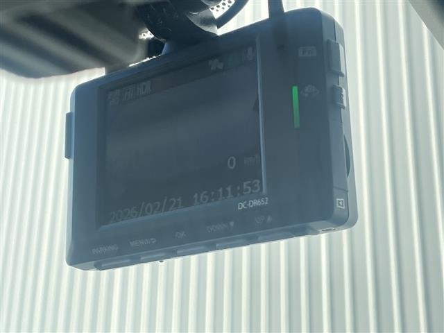 Toyota PRIUS 2022 6974593-20