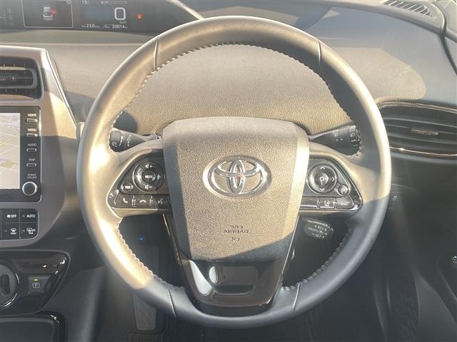 Toyota PRIUS 2022 6974593-3