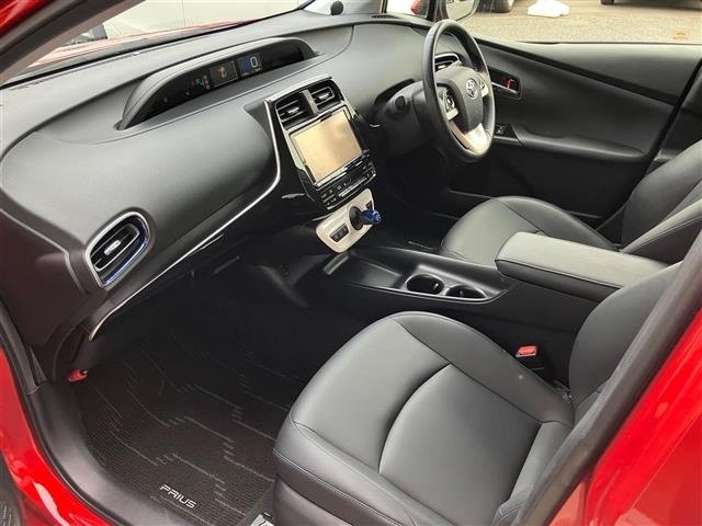Toyota PRIUS 2016 6974607-3