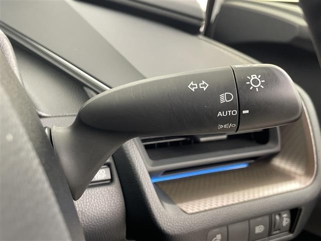 Toyota PRIUS 2023 6974720-8