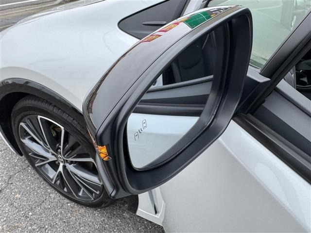Toyota PRIUS 2023 6974727-7