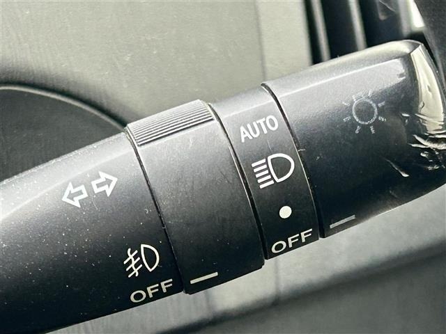 Toyota PRIUS 2015 6974732-7