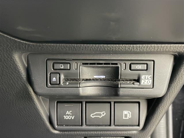 Toyota PRIUS 2023 6974755-22