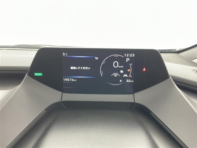 Toyota PRIUS 2023 6974755-3