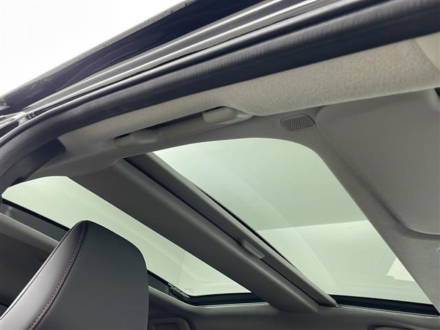 Toyota PRIUS 2023 6974755-4