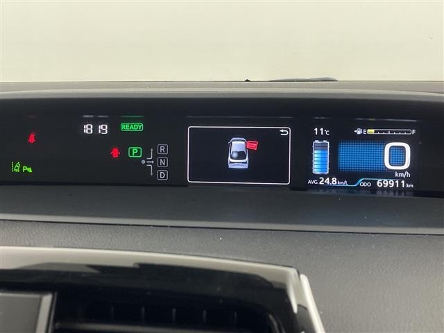 Toyota PRIUS 2019 6974793-10