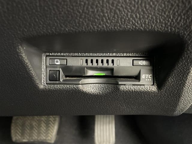 Toyota PRIUS 2019 6974793-17