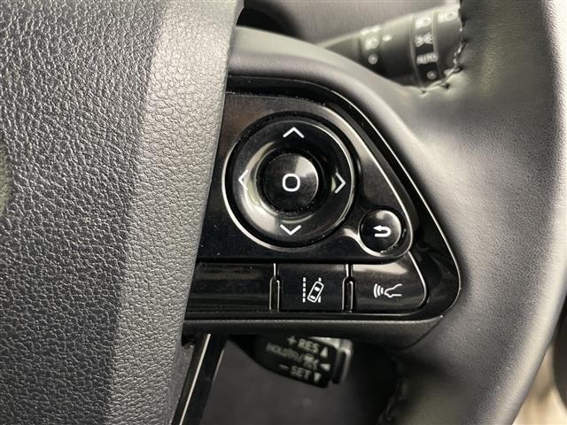 Toyota PRIUS 2019 6974793-7