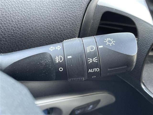 Toyota PRIUS 2019 6974794-2