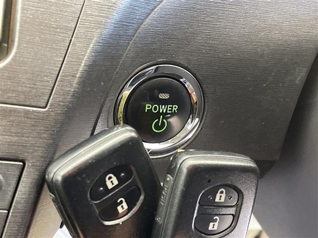 Toyota PRIUS 2011 6974800-22
