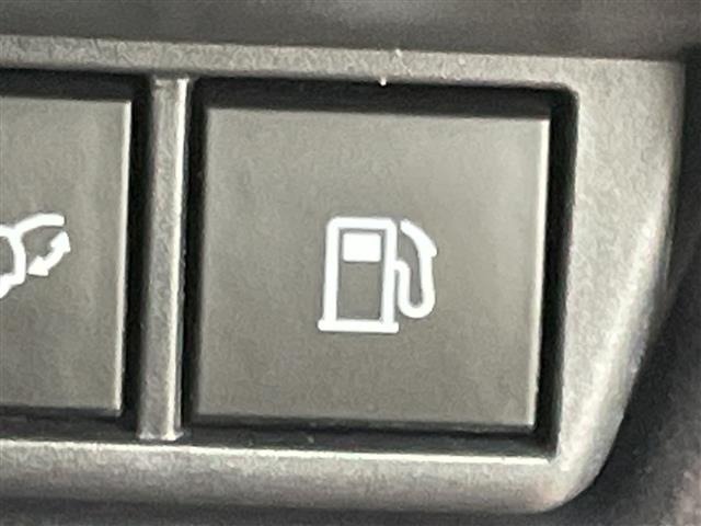 Toyota PRIUS 2023 6974801-8