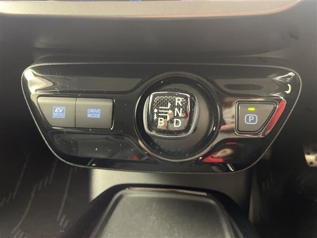 Toyota PRIUS 2021 6974813-22