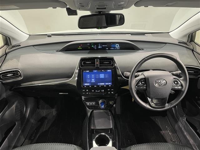 Toyota PRIUS 2019 6974814-15