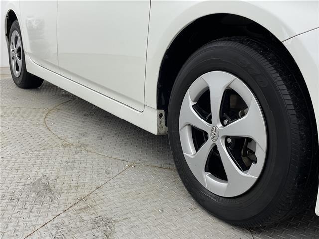 Toyota PRIUS 2015 6974825-11