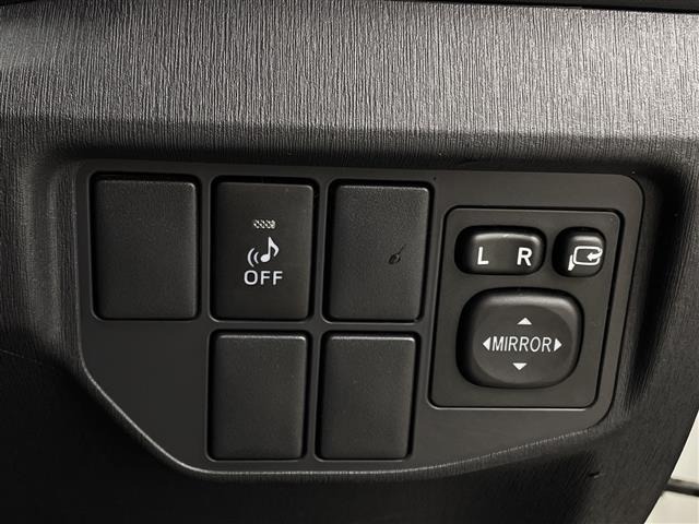 Toyota PRIUS 2015 6974825-19