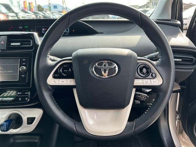 Toyota PRIUS 2017 6974843-12
