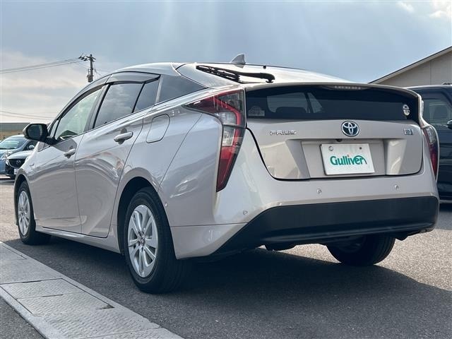 Toyota PRIUS 2017 6974843-13