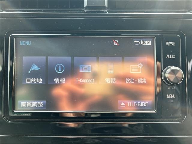 Toyota PRIUS 2017 6974843-8