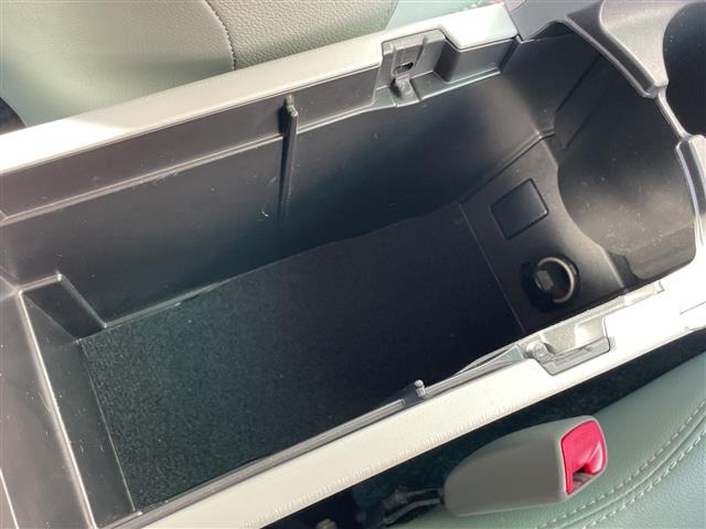 Toyota PRIUS 2013 6974844-12
