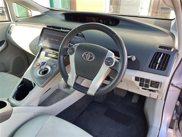 Toyota PRIUS 2013 6974844-4