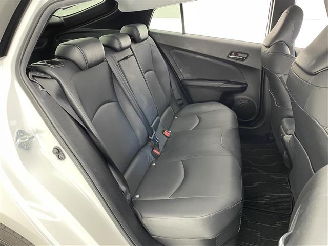 Toyota PRIUS 2021 6974860-4