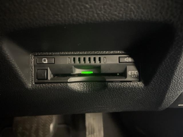 Toyota PRIUS 2021 6974864-7