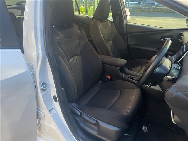 Toyota PRIUS 2021 6974864-9