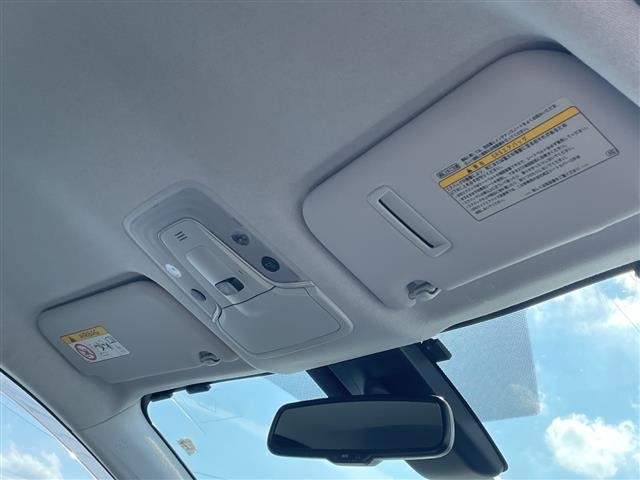 Toyota PRIUS 2017 6974898-10