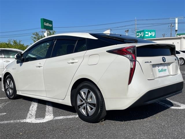 Toyota PRIUS 2017 6974898-14