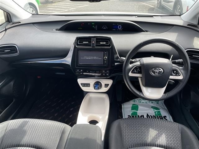 Toyota PRIUS 2017 6974898-6