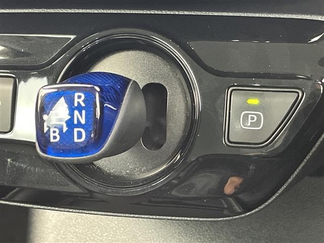 Toyota PRIUS 2019 6974909-7