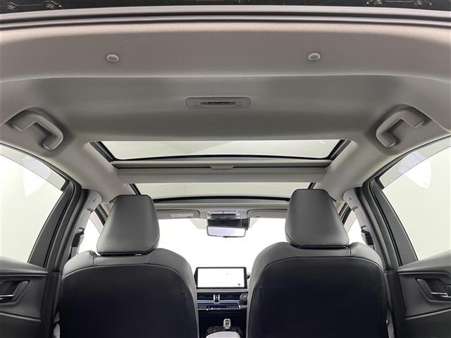 Toyota PRIUS 2023 6974923-8