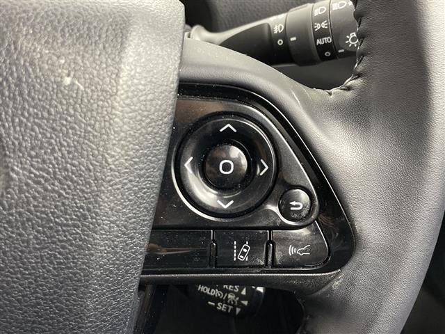 Toyota PRIUS 2019 6974944-8