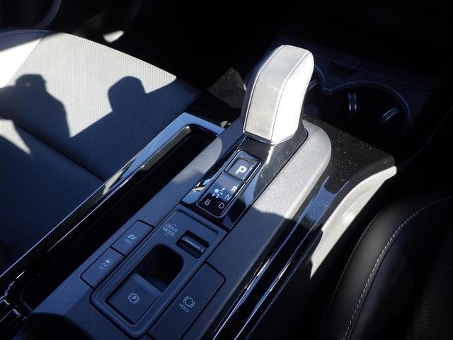 Toyota PRIUS 2023 6974951-11
