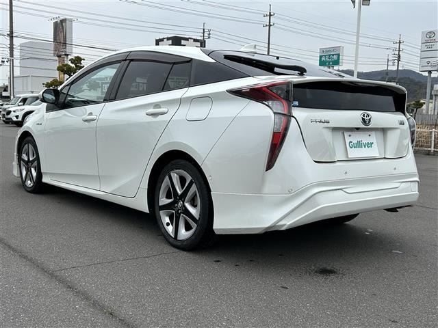 Toyota PRIUS 2016 6974967-13