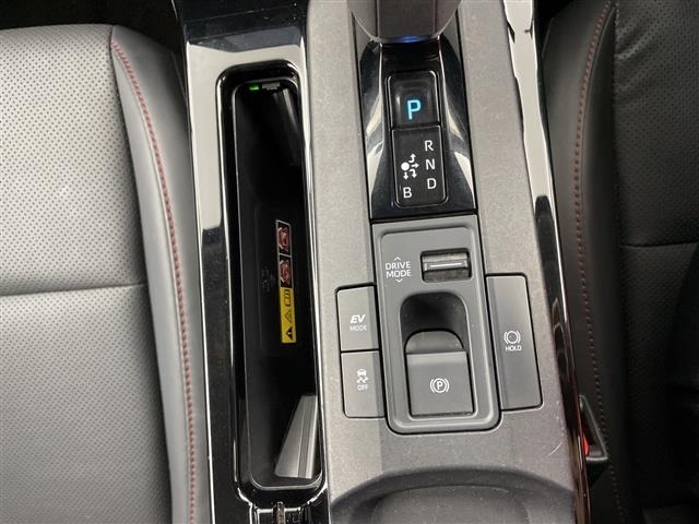Toyota PRIUS 2023 6974968-12