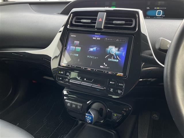 Toyota PRIUS 2019 6974984-5