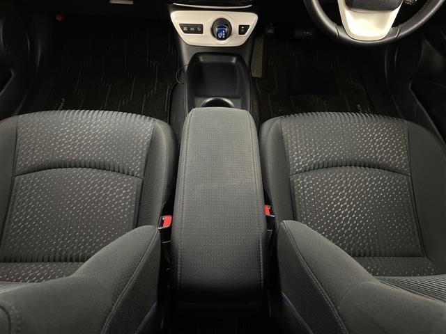 Toyota PRIUS 2016 6974991-6