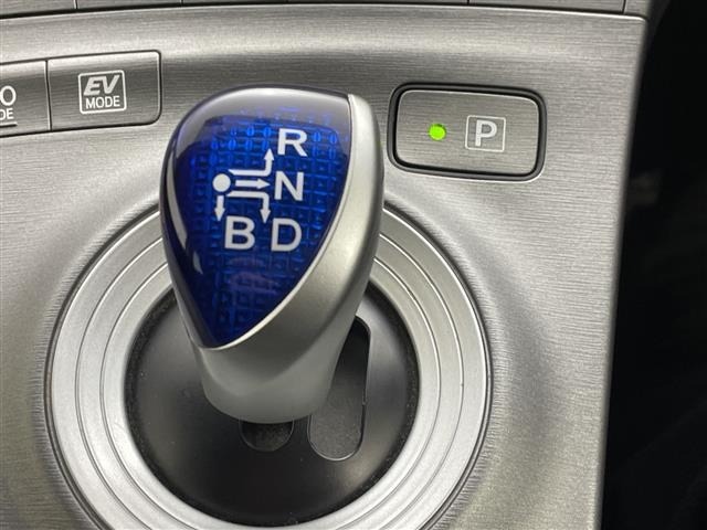 Toyota PRIUS 2013 6974996-8