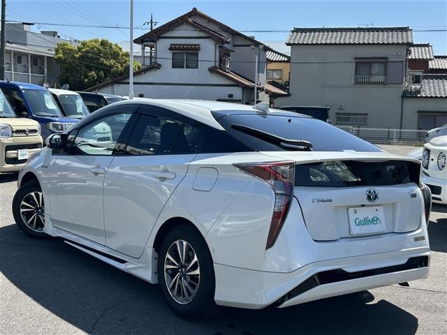 Toyota PRIUS 2016 6975015-13