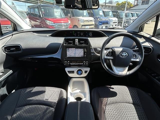 Toyota PRIUS 2016 6975015-14
