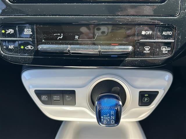 Toyota PRIUS 2016 6975015-22