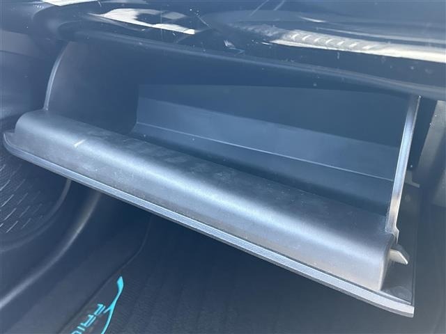 Toyota PRIUS 2016 6975015-4